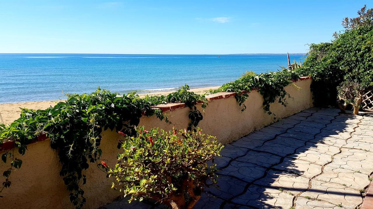 Casa La Conchiglia Sulla Spiaggia Lido di Noto Екстериор снимка